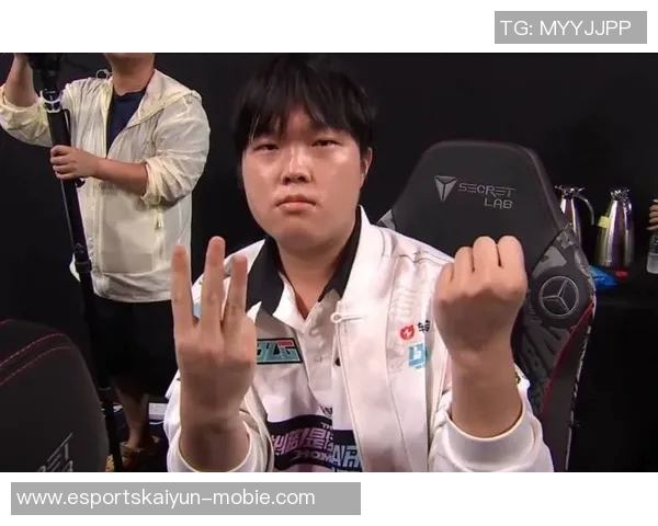 BLG在世界冠军杯中的团队协作表现分析与点评